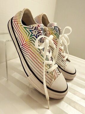 Converse Chuck Taylor All Star Ox Rainbow Star Sneakers Girls Size 3